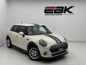 Used 2015 MINI Hatch Cooper Hatch 5-door Seven 7