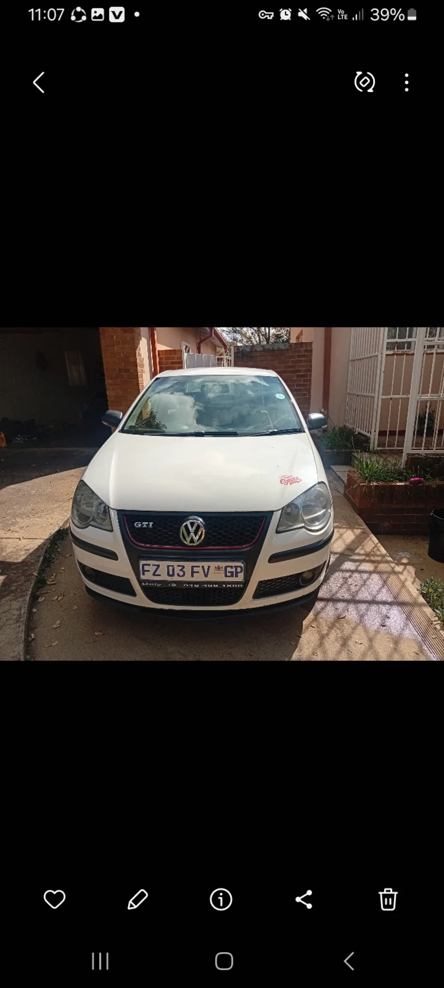 Used 2010 Volkswagen Polo sedan 1.6 manual - Private Seller Used 2010 Volkswagen Polo sedan 1.6 manual - Private Seller