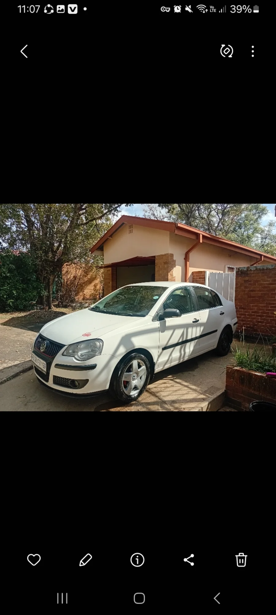 Used 2010 Volkswagen Polo sedan 1.6 manual - Private Seller Used 2010 Volkswagen Polo sedan 1.6 manual - Private Seller