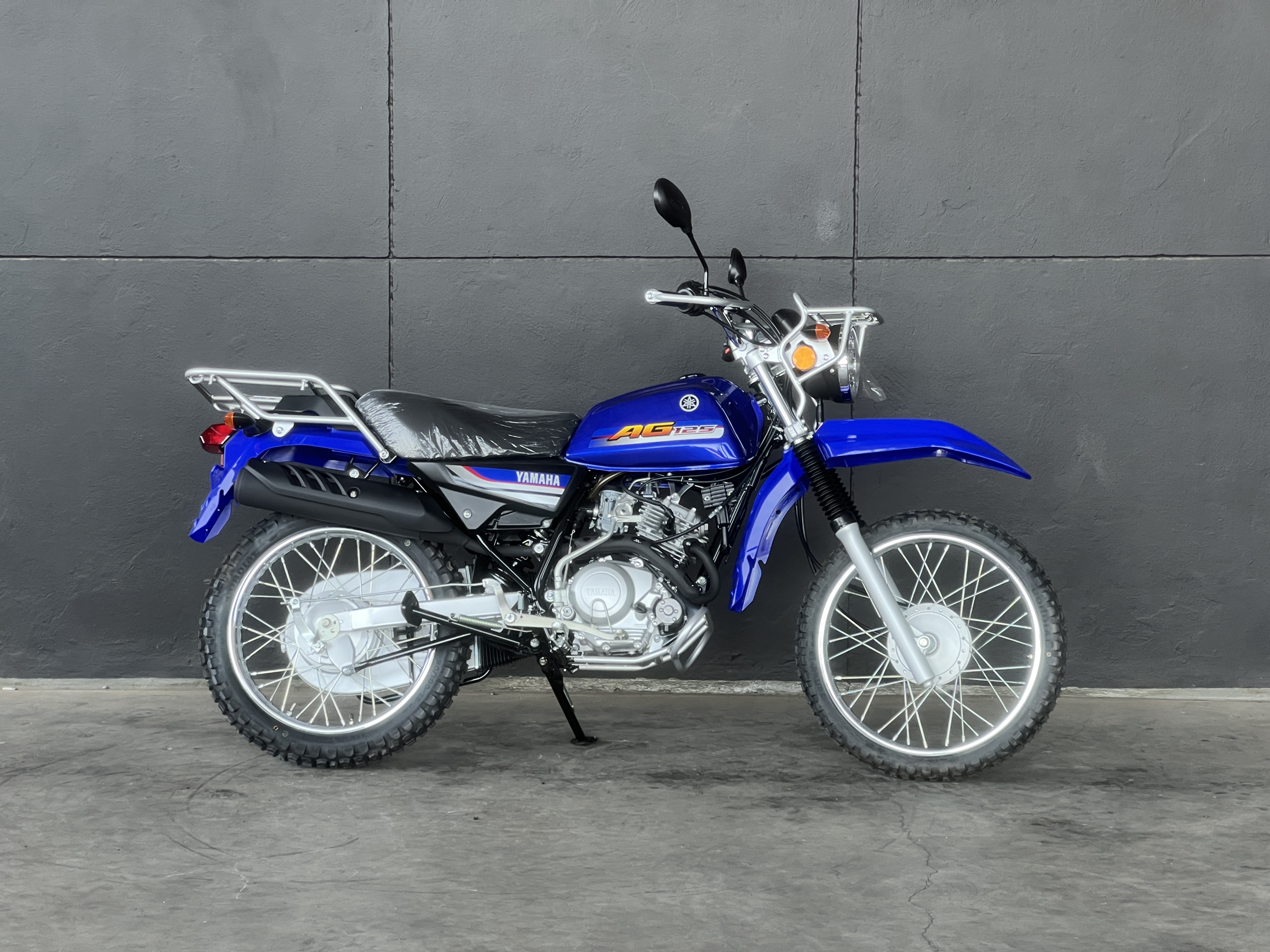 YAMAHA AG125