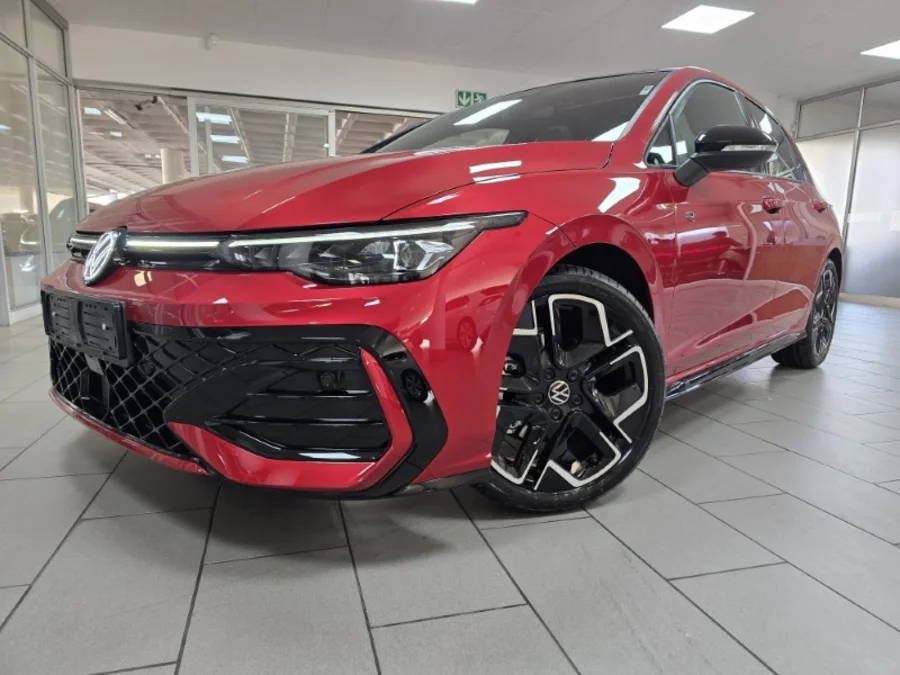 New 2026 Volkswagen Golf 1.4TSI R-Line Plus - VW Northcliff New 2026 Volkswagen Golf 1.4TSI R-Line Plus - VW Northcliff