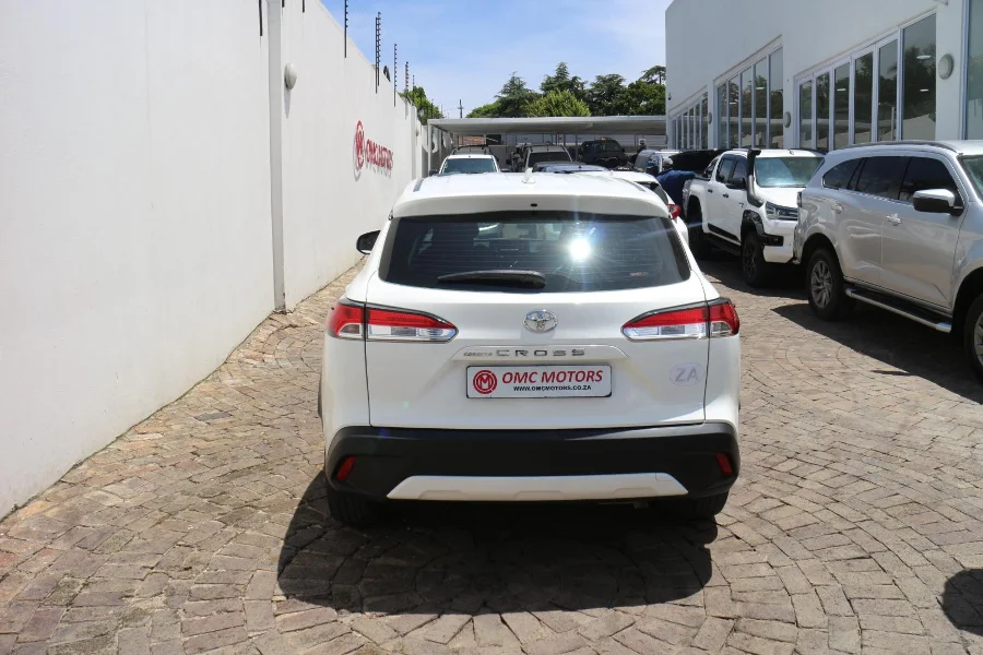 Used 2022 Toyota Corolla Cross 1.8 Xi - OMC Motors