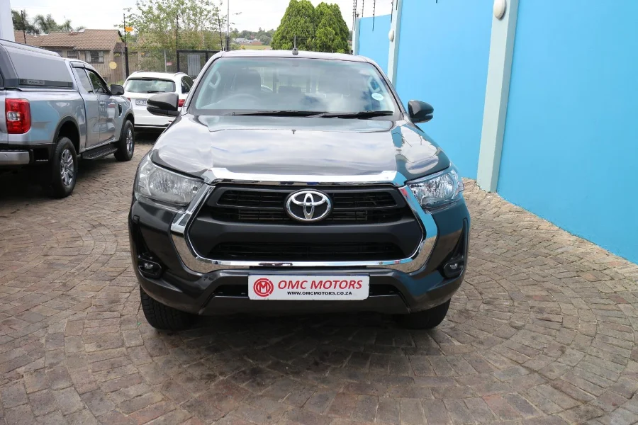 Used 2023 Toyota Hilux 2.4GD-6 double cab Raider auto - OMC Motors