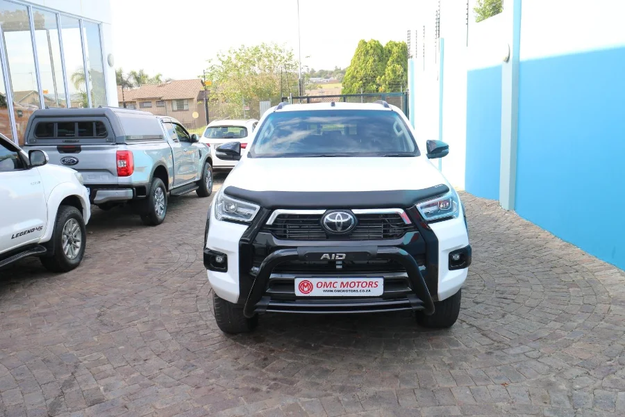 Used 2024 Toyota Hilux 2.4GD-6 double cab 4x4 Raider auto - OMC Motors