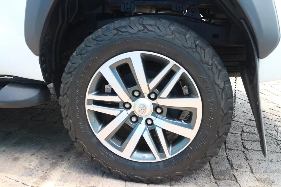 Used 2018 Toyota Hilux 2.8GD-6 Xtra cab Raider Dakar - OMC Motors