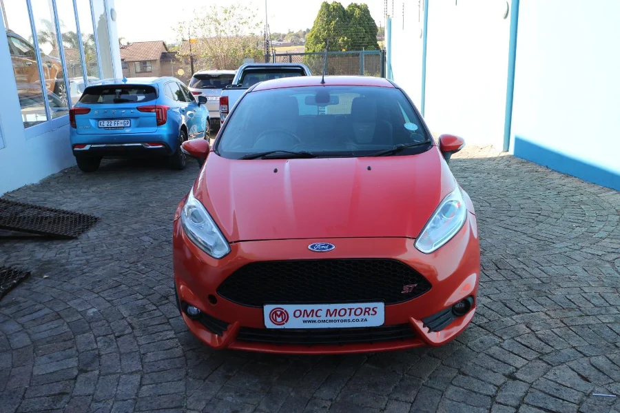 Used 2015 Ford Fiesta ST - OMC Motors