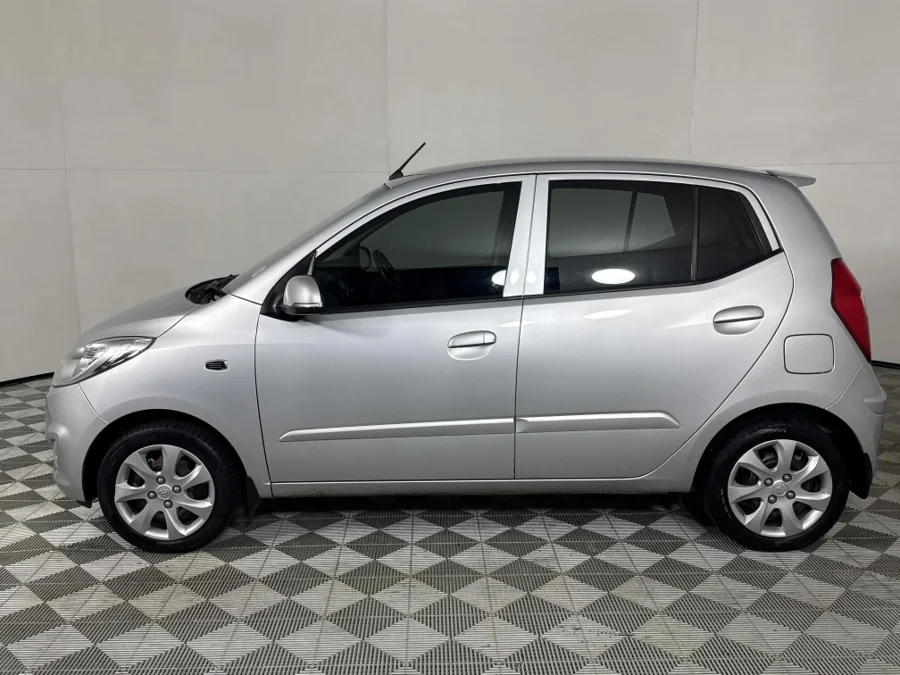Used 2013 Hyundai i10 1.25 Fluid auto - WeBuyCars JHB South