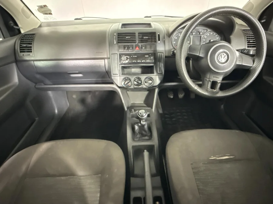 Used 2015 Volkswagen Polo Vivo hatch 1.6 Comfortline - WeBuyCars Silverlakes