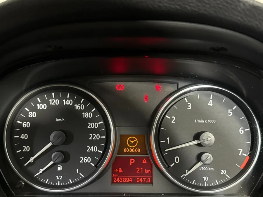 Used 2005 BMW 3 Series 325i M Sport auto - WeBuyCars Midstream