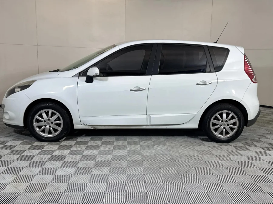 Used 2010 Renault Scenic 1.9dCi Dynamique - WeBuyCars Midstream Used 2010 Renault Scenic 1.9dCi Dynamique - WeBuyCars Midstream