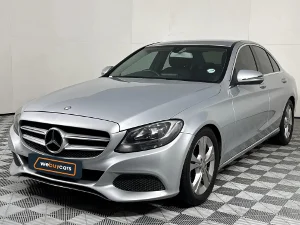 Used 2017 Mercedes-Benz C-Class C180 Avantgarde auto Used 2017 Mercedes-Benz C-Class C180 Avantgarde auto