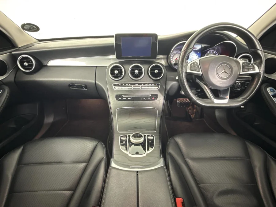 Used 2018 Mercedes-Benz C-Class C200 AMG Line auto - WeBuyCars The Dome