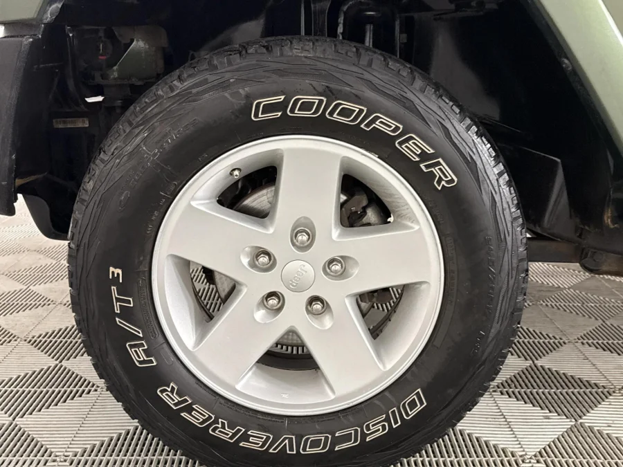 Used 2008 Jeep Wrangler 2.8CRD Sahara - WeBuyCars JHB South Used 2008 Jeep Wrangler 2.8CRD Sahara - WeBuyCars JHB South