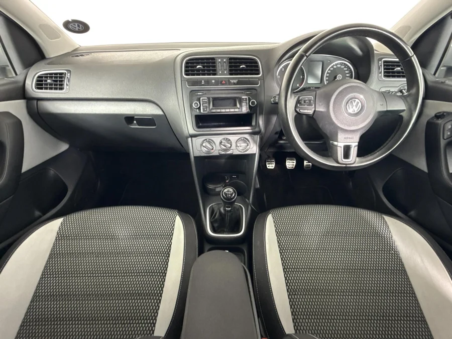Used 2014 Volkswagen Cross Polo 1.6TDI Comfortline Urban Ice - WeBuyCars The Dome