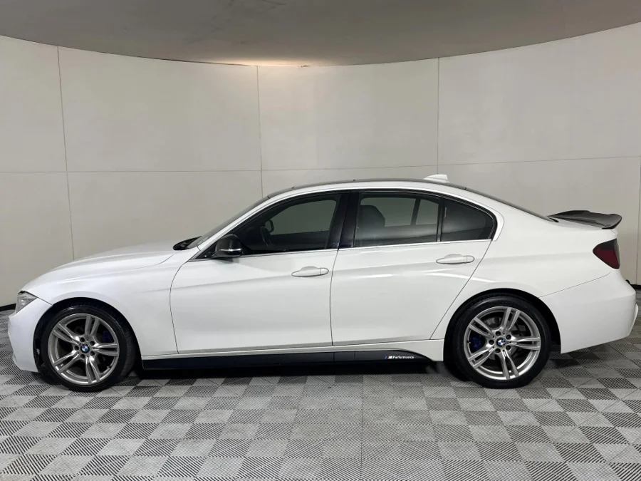 Used 2012 BMW 3 Series 320i M Sport sports-auto - WeBuyCars Midstream Used 2012 BMW 3 Series 320i M Sport sports-auto - WeBuyCars Midstream