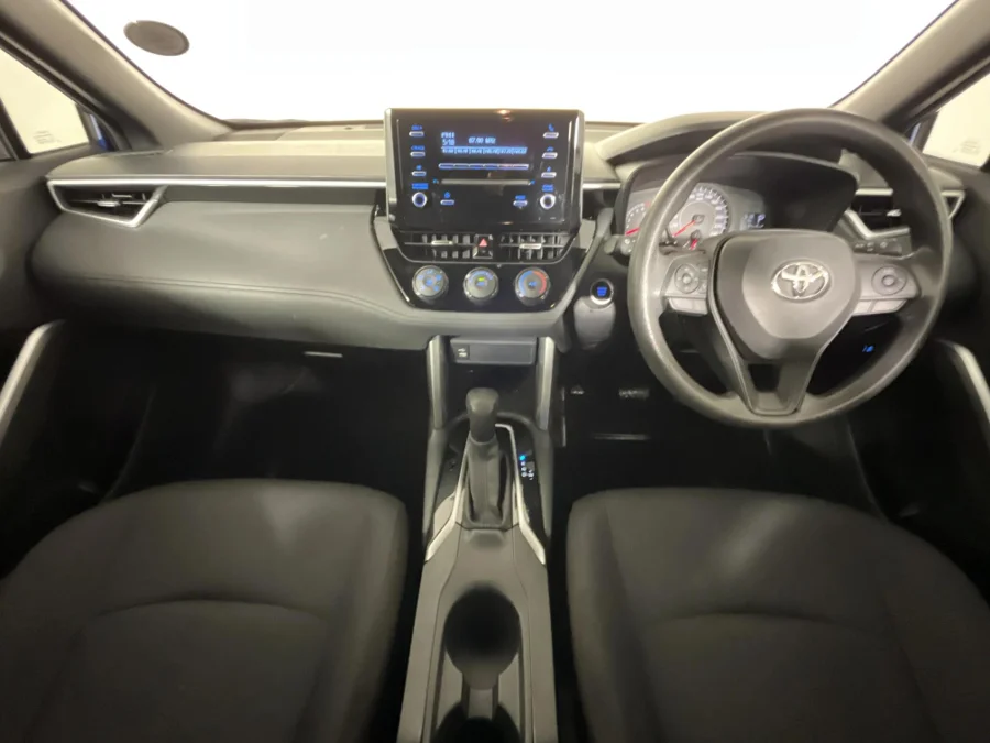 Used 2022 Toyota Corolla Cross 1.8 Xi - WeBuyCars The Dome