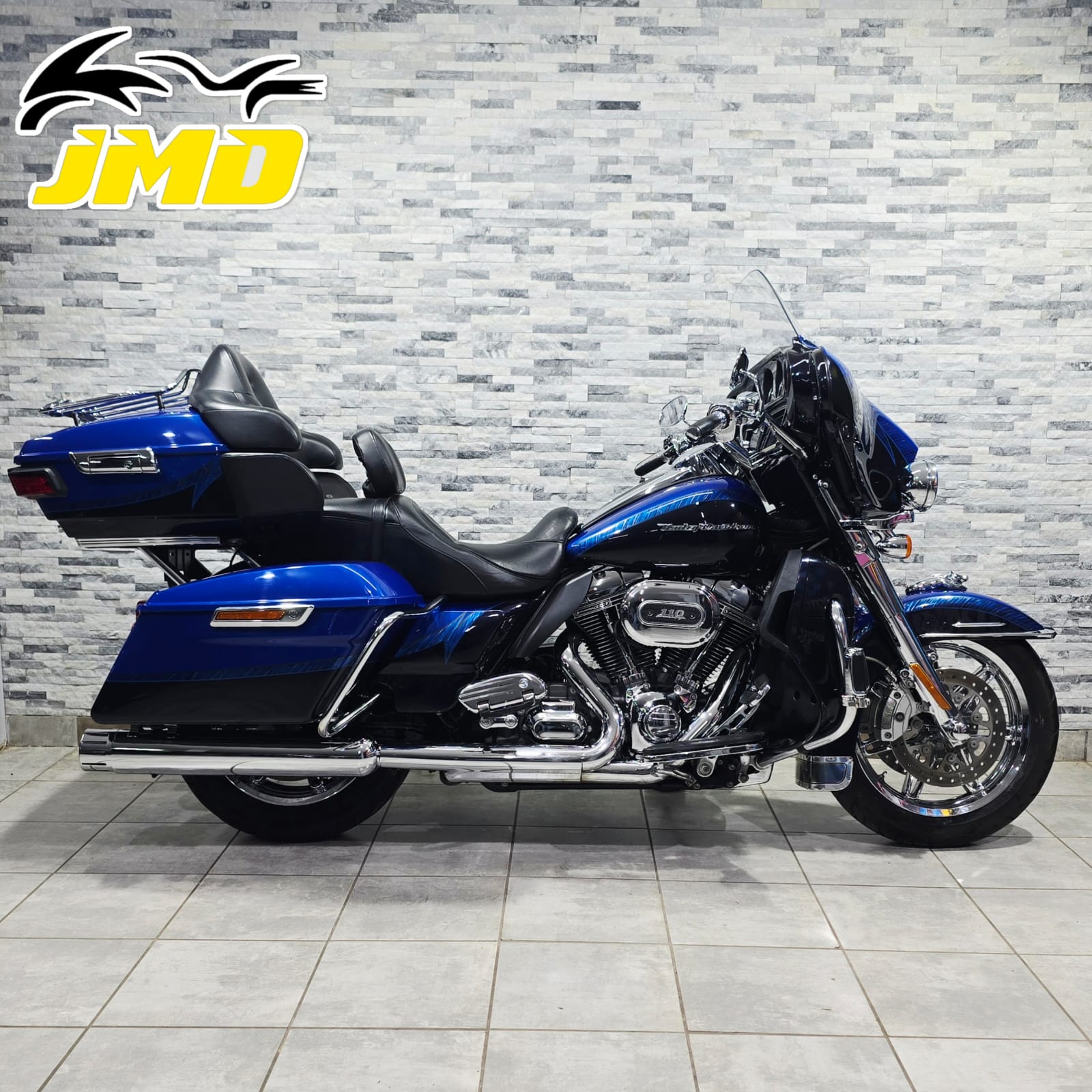 2014 HARLEY DAVIDSON ULTRA GLIDE CVO