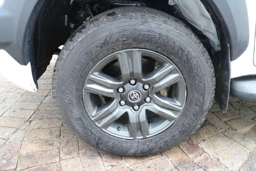 Used 2021 Toyota Hilux 2.4GD-6 double cab SRX - OMC Motors