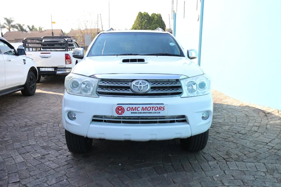 Used 2013 Toyota Fortuner 3.0D-4D 4x4 Limited - OMC Motors Used 2013 Toyota Fortuner 3.0D-4D 4x4 Limited - OMC Motors