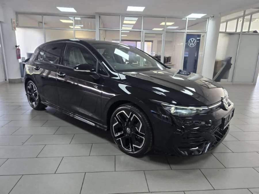New 2026 Volkswagen Golf 1.4TSI R-Line Plus - VW Northcliff New 2026 Volkswagen Golf 1.4TSI R-Line Plus - VW Northcliff
