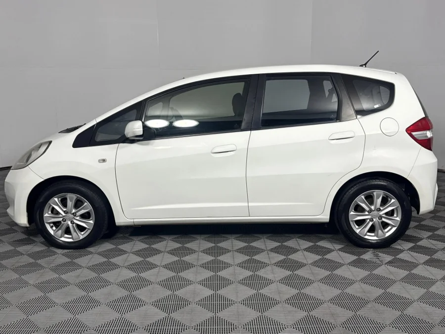 Used 2013 Honda Jazz 1.3 Comfort auto - WeBuyCars Richmond Used 2013 Honda Jazz 1.3 Comfort auto - WeBuyCars Richmond