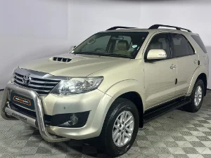 Used 2013 Toyota Fortuner 2.5D-4D auto
