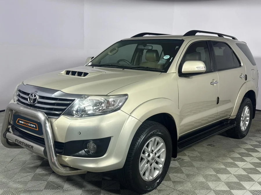 Used 2013 Toyota Fortuner 2.5D-4D auto - WeBuyCars Durban Used 2013 Toyota Fortuner 2.5D-4D auto - WeBuyCars Durban