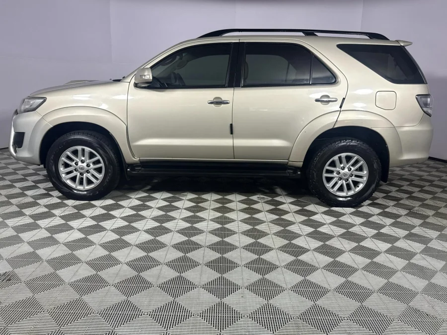 Used 2013 Toyota Fortuner 2.5D-4D auto - WeBuyCars Durban Used 2013 Toyota Fortuner 2.5D-4D auto - WeBuyCars Durban