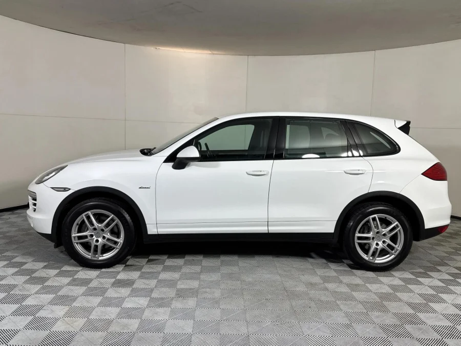 Used 2012 Porsche Cayenne diesel - WeBuyCars Midstream Used 2012 Porsche Cayenne diesel - WeBuyCars Midstream