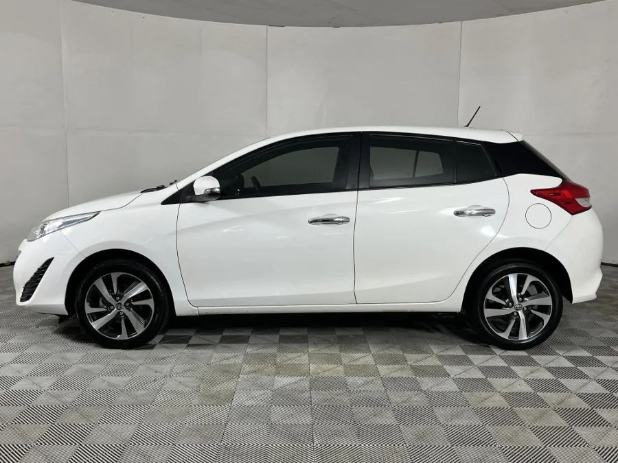 Used 2018 Toyota Yaris 1.5 Xs auto - WeBuyCars The Dome
