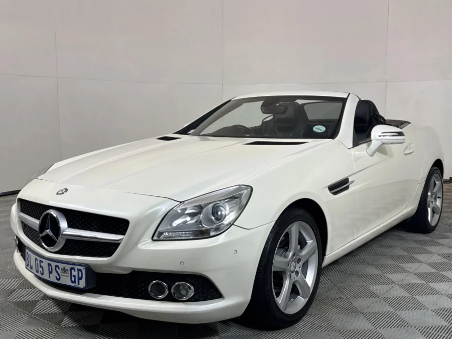 Used 2011 Mercedes-Benz SLK 200 AMG Sports - WeBuyCars JHB South Used 2011 Mercedes-Benz SLK 200 AMG Sports - WeBuyCars JHB South