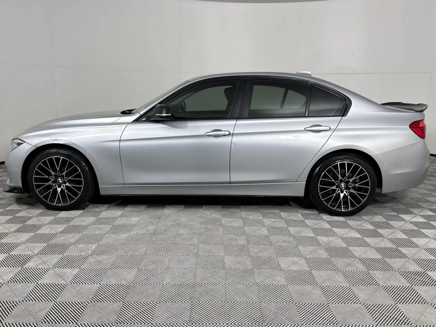 Used 2019 BMW 3 Series 320i sports-auto - WeBuyCars Vereeniging Used 2019 BMW 3 Series 320i sports-auto - WeBuyCars Vereeniging