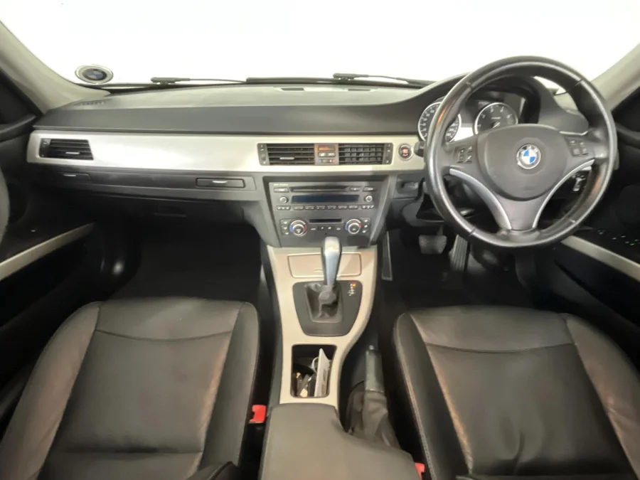Used 2011 BMW 3 Series 320i auto - WeBuyCars Brackenfell Cape Town Used 2011 BMW 3 Series 320i auto - WeBuyCars Brackenfell Cape Town