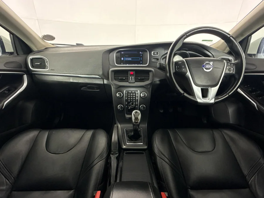Used 2014 Volvo V40 T3 Elite - WeBuycars East London Used 2014 Volvo V40 T3 Elite - WeBuycars East London