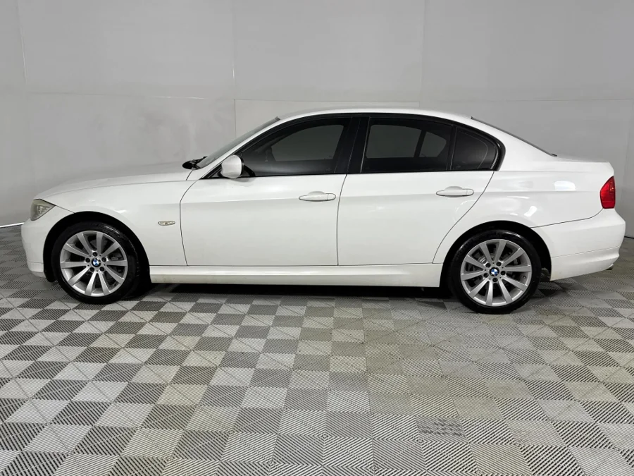 Used 2011 BMW 3 Series 320i Innovations - WeBuyCars Silverlakes