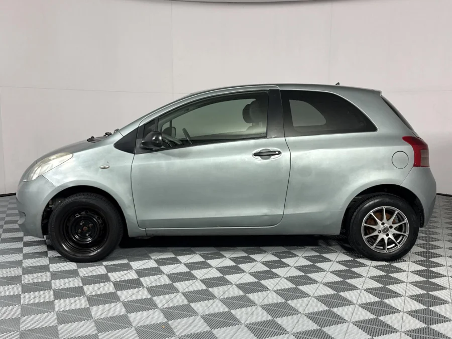 Used 2008 Toyota Yaris 1.0 3-door T1 (aircon+CD) - WeBuyCars Brackenfell Cape Town Used 2008 Toyota Yaris 1.0 3-door T1 (aircon+CD) - WeBuyCars Brackenfell Cape Town