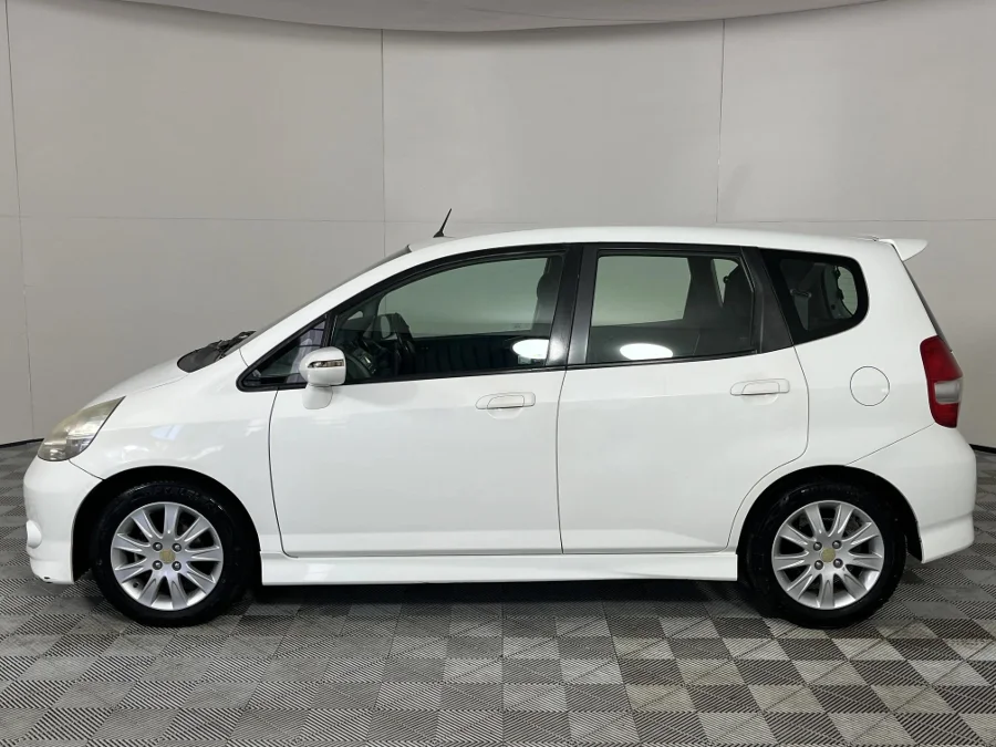 Used 2006 Honda Jazz 1.5 CVT - WeBuyCars The Dome