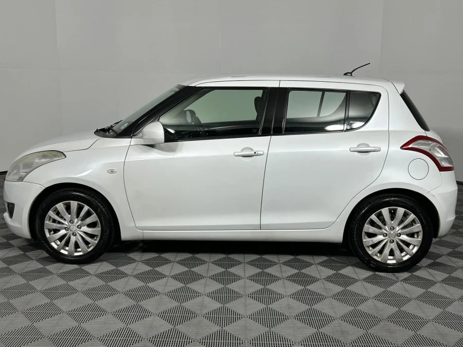 Used 2012 Suzuki Swift hatch 1.4 GLS - WeBuyCars Richmond Used 2012 Suzuki Swift hatch 1.4 GLS - WeBuyCars Richmond