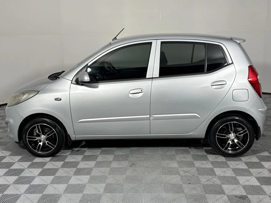 Used 2013 Hyundai i10 1.1 Motion - WeBuyCars Germiston Used 2013 Hyundai i10 1.1 Motion - WeBuyCars Germiston