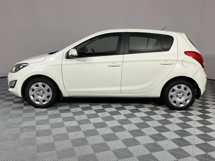 Used 2014 Hyundai i20 1.4 Fluid auto - WeBuyCars Brackenfell Cape Town