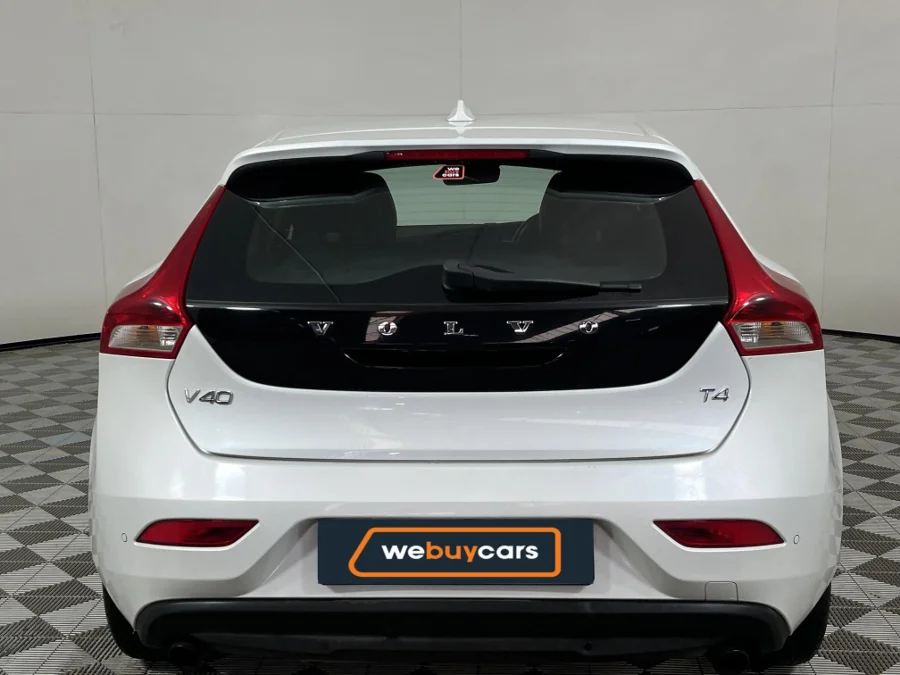 Preloaded Image 16