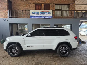 Used 2019 Jeep Grand Cherokee 3.6L Trailhawk