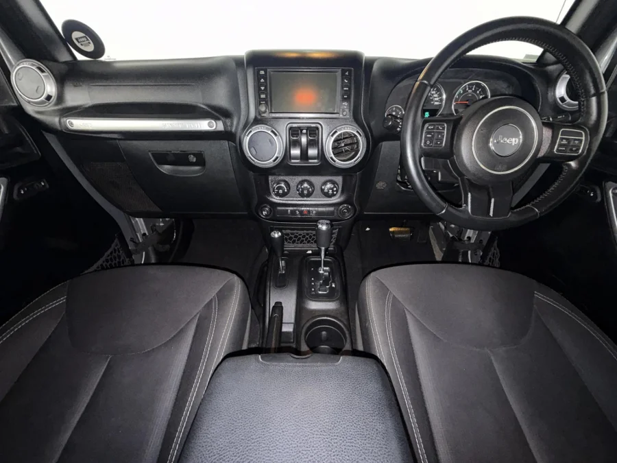 Used 2015 Jeep Wrangler 3.6L Sahara Conservation Edition - WeBuyCars Durban