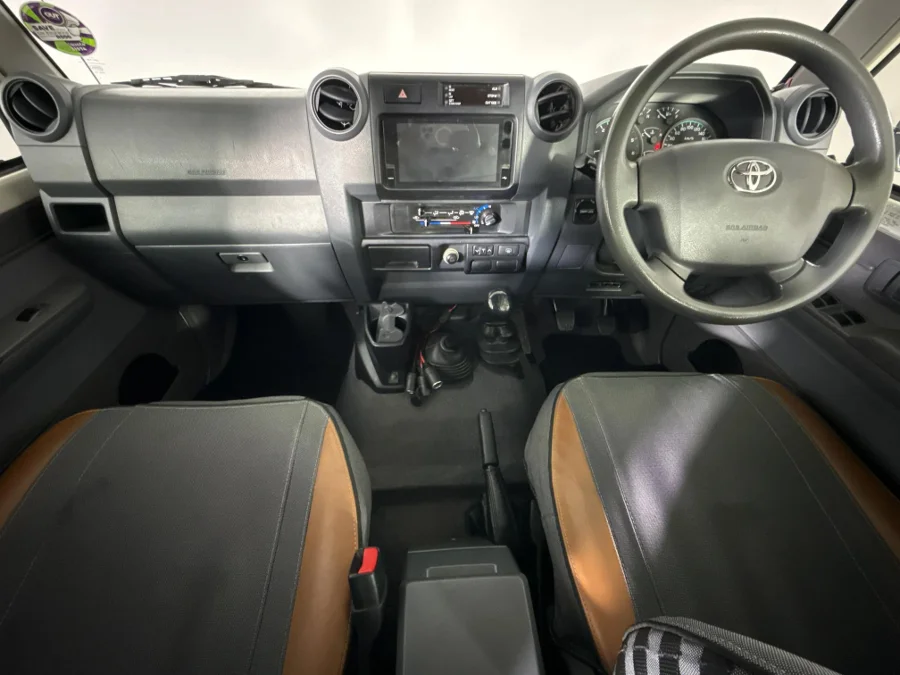 Used 2018 Toyota Land Cruiser 76 4.5D-4D V8 station wagon LX - WeBuyCars Lansdowne Used 2018 Toyota Land Cruiser 76 4.5D-4D V8 station wagon LX - WeBuyCars Lansdowne