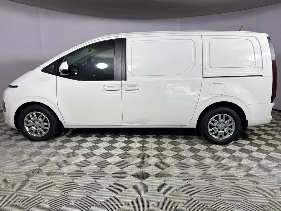 Used 2024 Hyundai Staria 2.2D panel van - WeBuyCars Durban Used 2024 Hyundai Staria 2.2D panel van - WeBuyCars Durban
