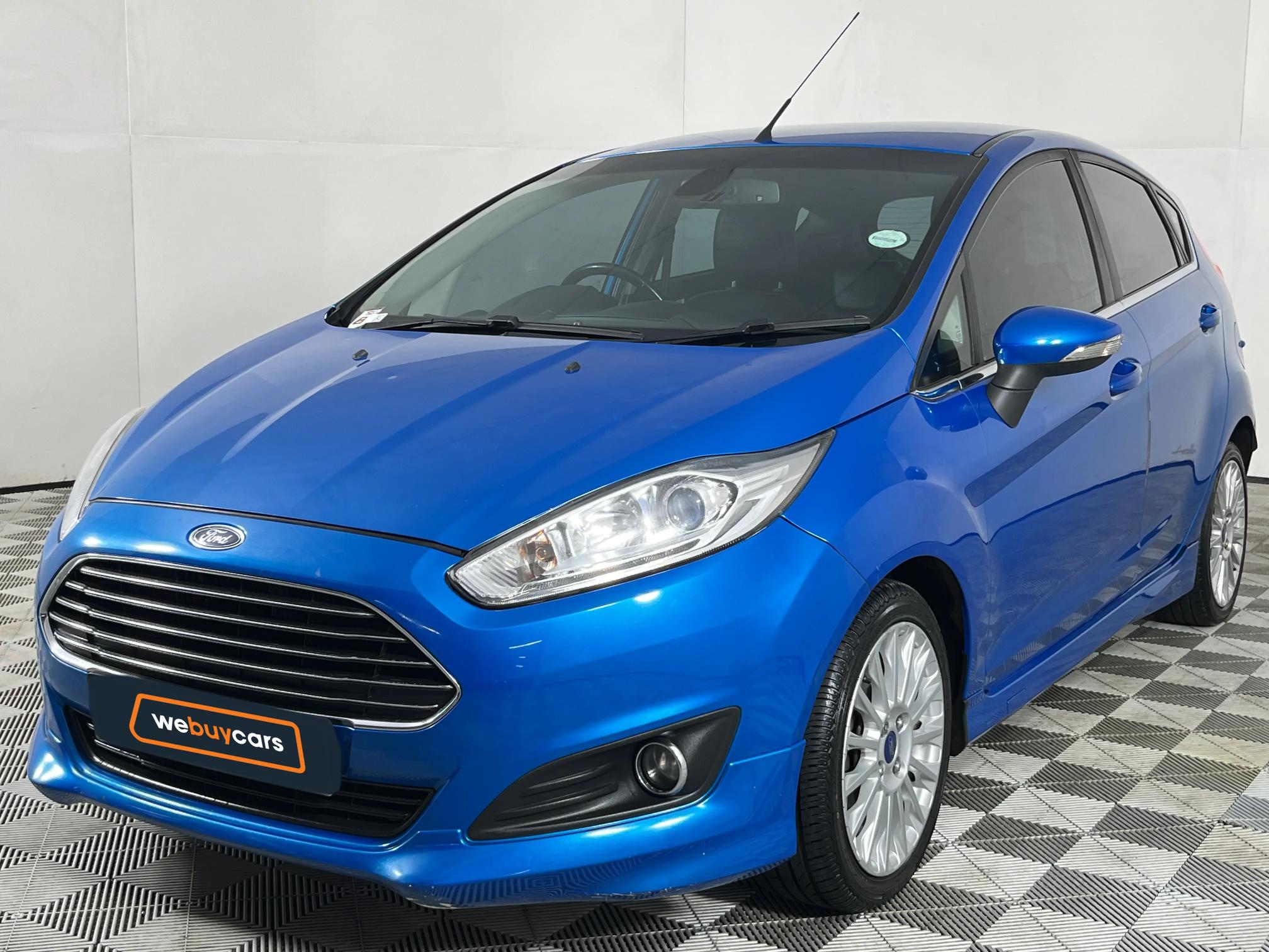 Used 2016 Ford Fiesta 5-door 1.0T Titanium auto