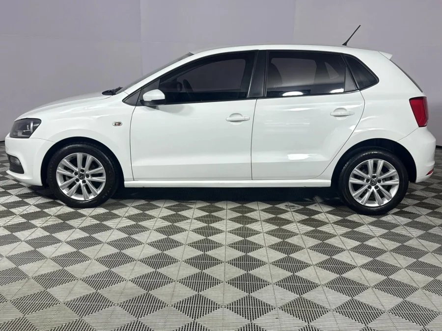 Used 2022 Volkswagen Polo Vivo hatch 1.4 Comfortline - WeBuyCars Durban
