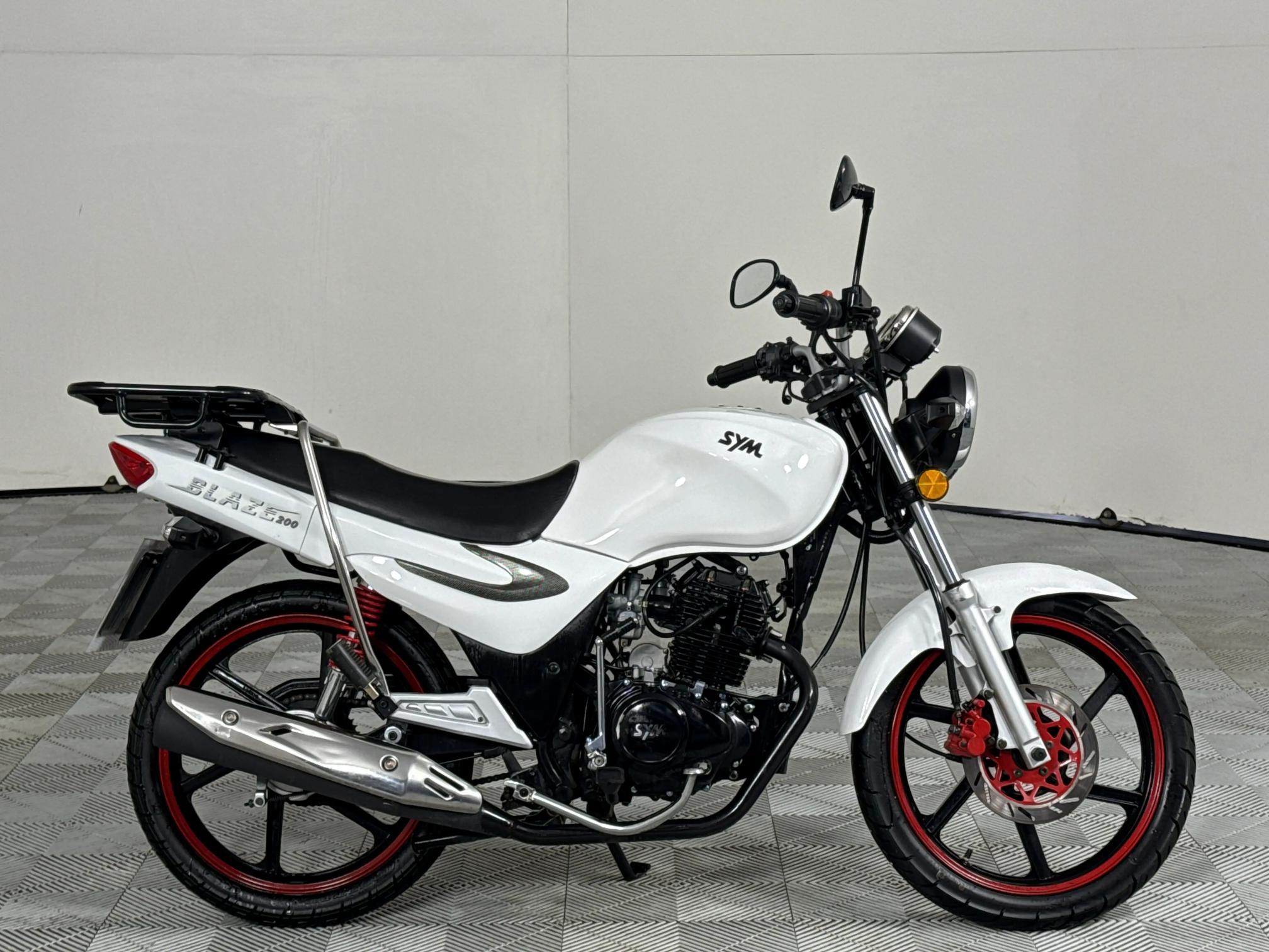 Used 2025 Sym Blaze 200