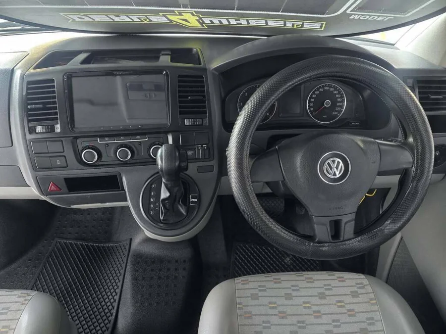 Used 2011 Volkswagen Transporter 2.0BiTDI crew bus SWB auto - Deals 4 Wheels