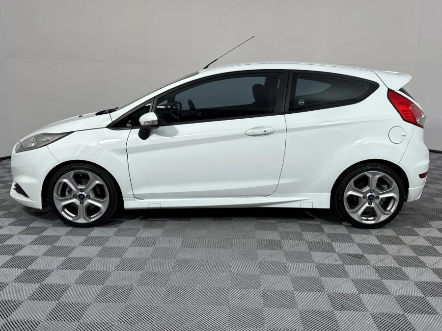 Used 2014 Ford Fiesta ST - WeBuyCars The Dome Used 2014 Ford Fiesta ST - WeBuyCars The Dome